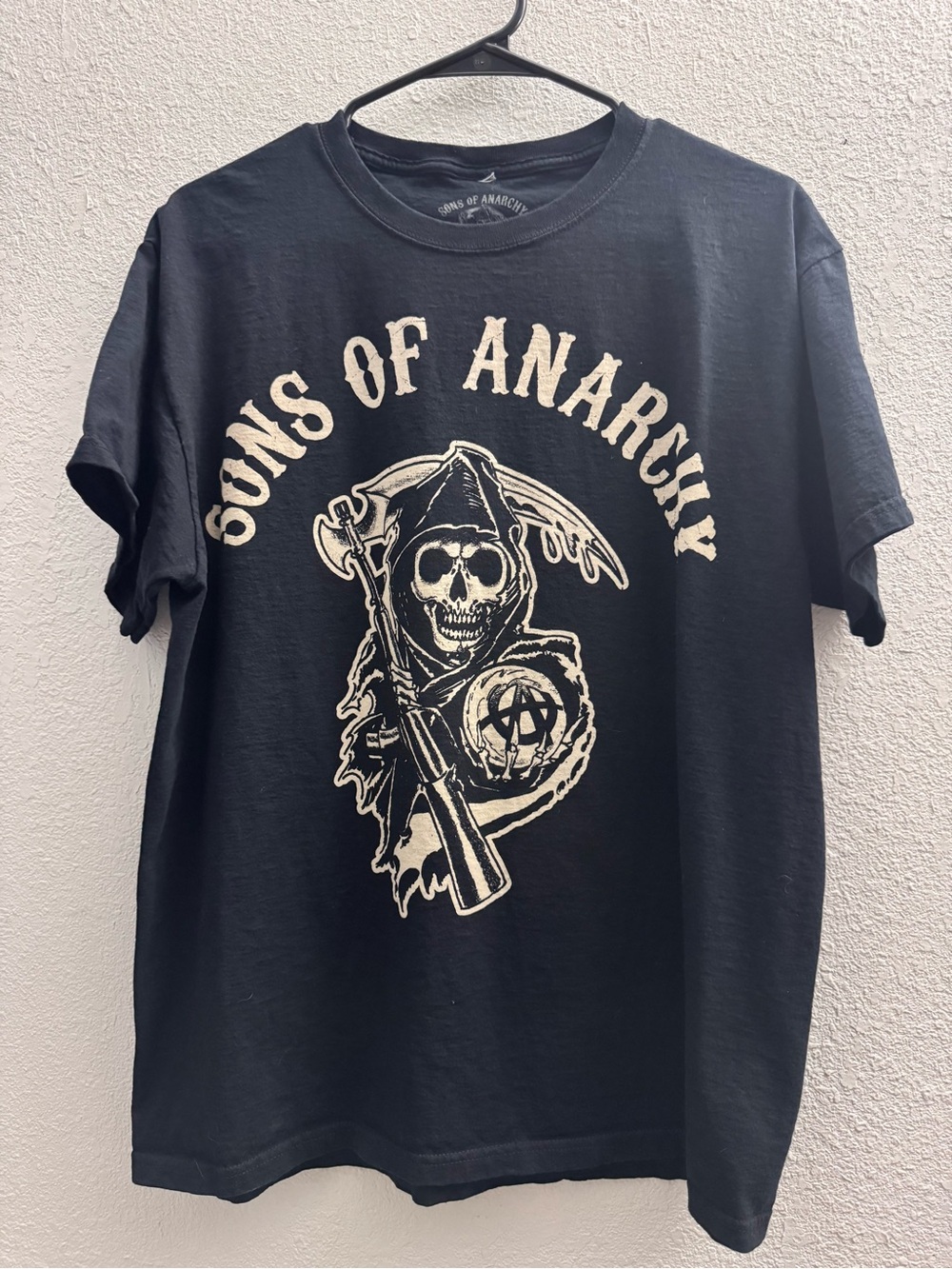 Skull Graphic Tee - Black